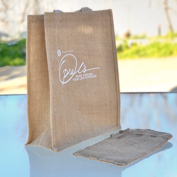 Oprah 2020 Vision: Your Life in Focus Burlap Tote Bag + Mini Bag - Picture 1 of 4